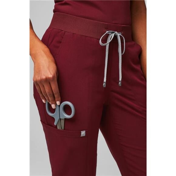 Fabletics Women's Active Scrub Jogger - MotionTech, Pocket-Packed, Lightweight - Picture 2 of 7
